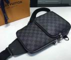 Сумка слинг Louis Vuitton Сумка слинг Louis Vuitton