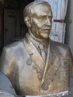 Sculpture from plaster, fiberglass, artificial and natural stone 
