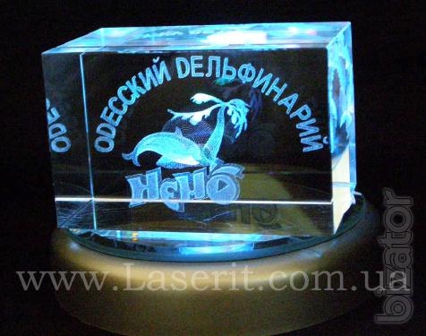 The Souvenirs are made of glass 