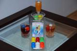 Offer reusable ice TM “Bubble ice” (beverage coolers) 