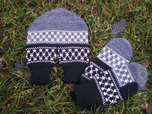 Mitten for two with jacquard pattern, set 