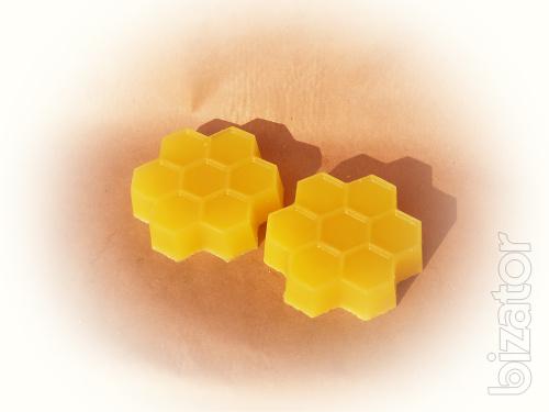 The honey soap with bee wax 