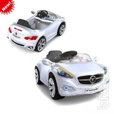 Children's electric Mercedes-Benz with remote control 
