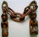 Interior African figures "spouses associated one of a chain".