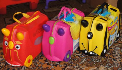 Baby Trunki suitcases. The suitcase (s) in the original Trunki England 