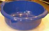 Scoops plastic with a long handle for cleaning bulk. 