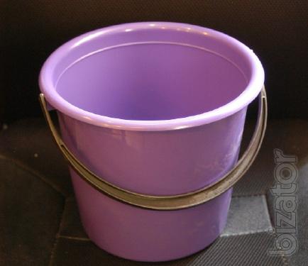 Scoops plastic with a long handle for cleaning bulk. 