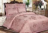 Bed linen, blankets, blankets, blankets. 