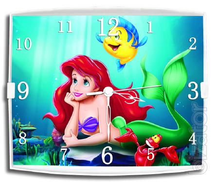 The magnets on the fridge. Gift wall clock. 