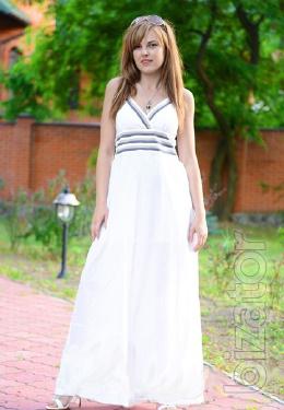Wholesale deliveries of fashionable women's clothing 