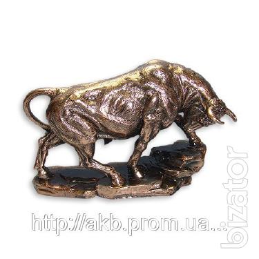 Statue "the Bull" pomegrana 25cm - a symbol of invincible force 