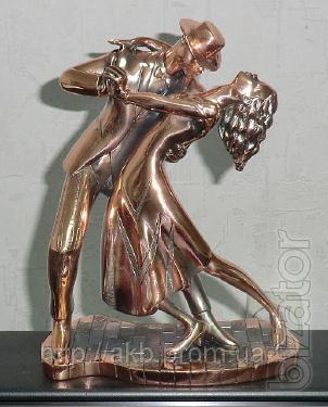 Figurines "Dancing couple" 31cm pomedlennee 