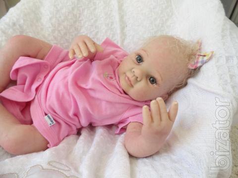 Lifelike dolls Raeburn 