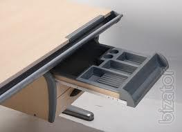 Growing the Desk-table "DEMI" with curbstone DAY.15-04 + chair DAY.01, color maple/grey 