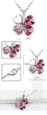 Pendant with chain purple Clover 