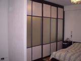 Design, build closet. Photo of the cabinets on the website 