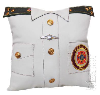Souvenir pillow car 