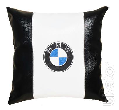Souvenir pillow car 
