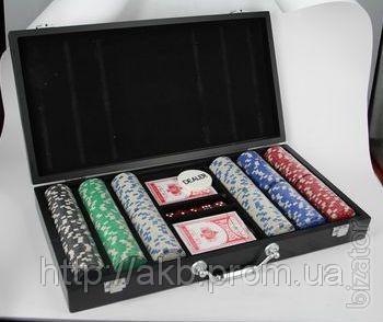 Poker set 300 chips in the case of leatherette 