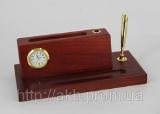 Wooden desktop set with clock