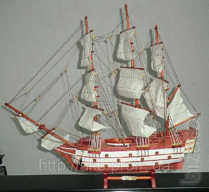 Model sailing ships 