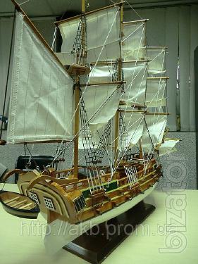 Model sailing ships 