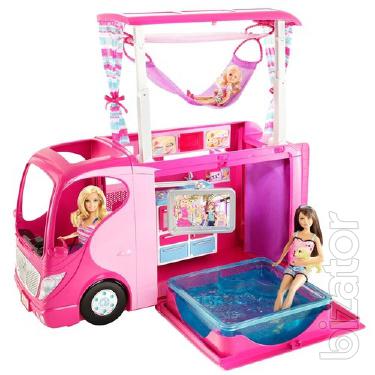 Interactive camp for Barbie sisters V6981 