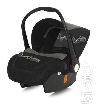 Baby car seat group 0+ Lifesaver (0 to 13 kg) 
