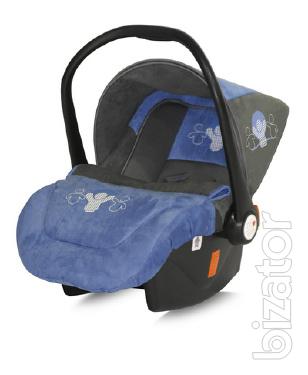 Baby car seat group 0+ Lifesaver (0 to 13 kg) 