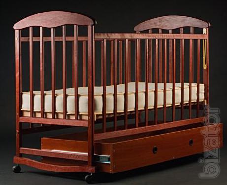 Cot natural wood with built-in drawer 