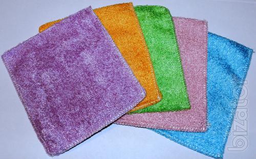 Washing dishes without chemistry. Bamboo placemats 