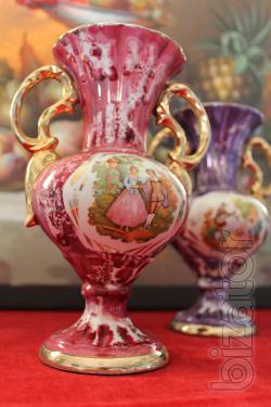 Vases, boxes, decorative plates,figurines of porcelain, collectible 