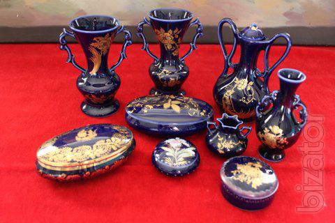 Vases, boxes, decorative plates,figurines of porcelain, collectible 