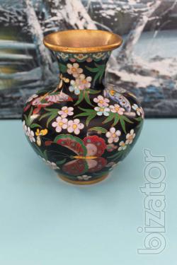 Vases, boxes, decorative plates,figurines of porcelain, collectible 