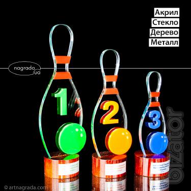 Gifts, awards, words of wood, trophies, sports medals, the Oscar statuette figurine nick, glass awards, acrylic awards, wooden products 