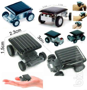 mini car robot moves from sunlight 