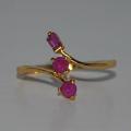 gold ring with diamonds 