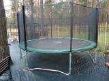 Trampolines and attractions for business and for the streets