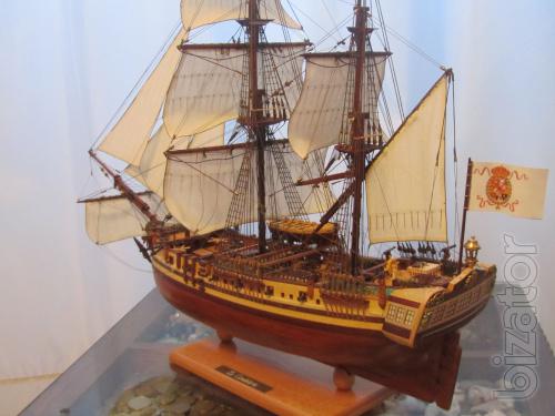 Model ship 