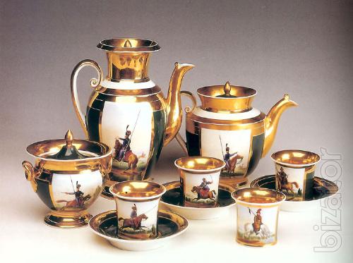 Buy expensive porcelain, glass, and other Antiques 