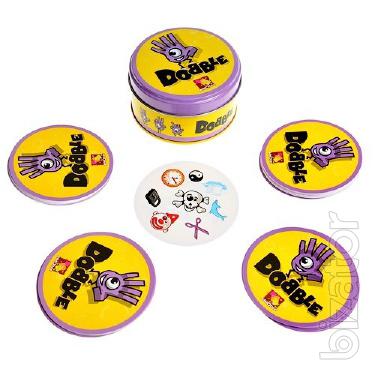 Play Dobble (Dobbs) on attention and reaction 
