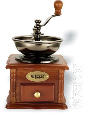Handmade wooden mechanical grinder 