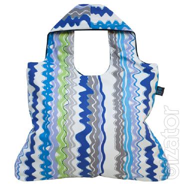 Bright bags for summer! 