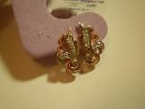 Awesome classic gold earrings for women!!! 