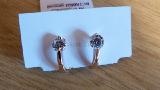 Gold earrings, classic!!!