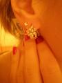 Elegant gold earrings in the shape of a flower!!! 