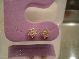 Sell New gold earrings flowers!!! Very cheap!!! Producer price!!! 570 UAH!!! 