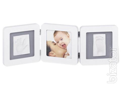 Prints and casts of Baby Art 