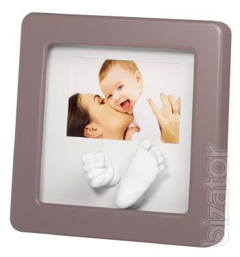 Prints and casts of Baby Art 
