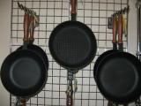 Iron skillet production NPP Seaton, Dnepropetrovsk. At retail, the prices are fair